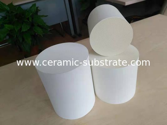 comprar Sustratos Cerámicos de Tipo Neumático con Nitruro de Silicio Si3N4 y Absorción de Humedad Inferior al 0.05 por ciento para Dispositivos Electrónicos online manufacture