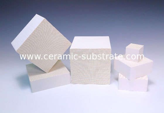 Catalizador Substrato cerámico de panal de miel blanco para COV industrial